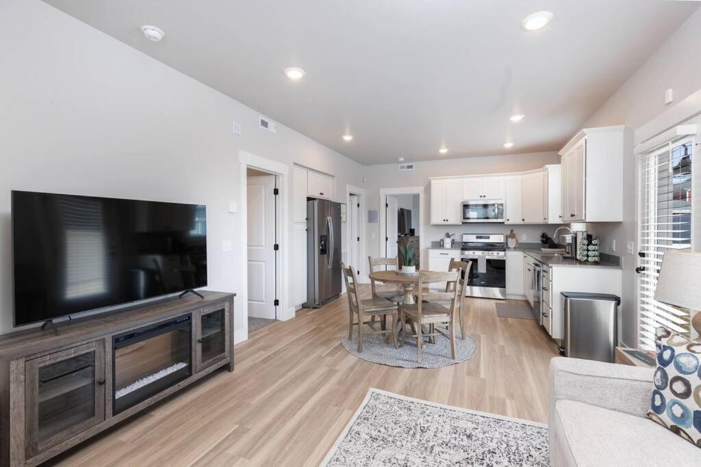 Charming 3-Bedroom In Vibrant New Neighborhood Billings Eksteriør billede