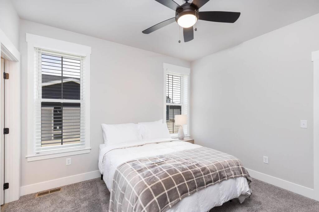 Charming 3-Bedroom In Vibrant New Neighborhood Billings Eksteriør billede
