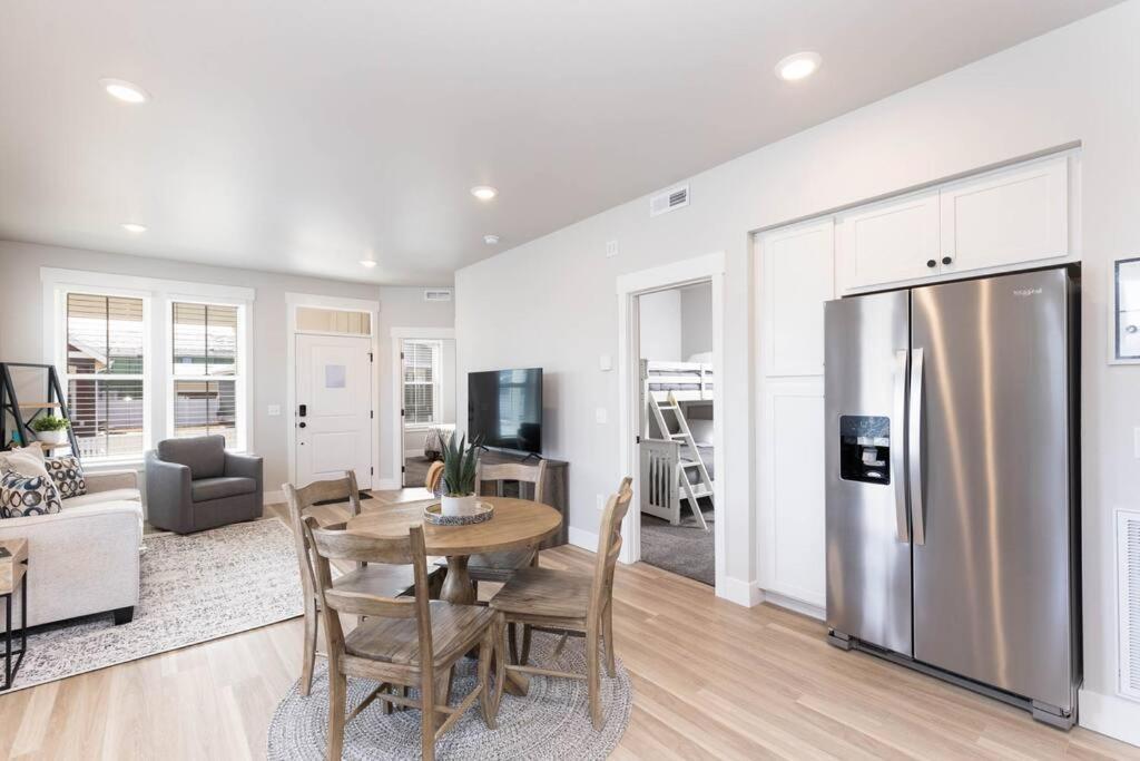 Charming 3-Bedroom In Vibrant New Neighborhood Billings Eksteriør billede